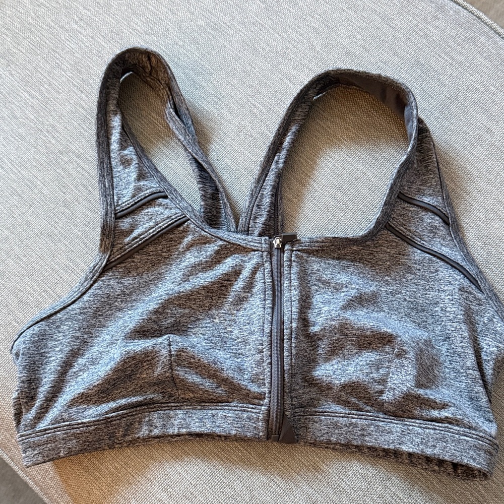 Front-Zip Sports Bra - Gray